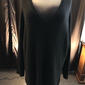 Ava & Viv sz 3X black sequin tunic sweater.